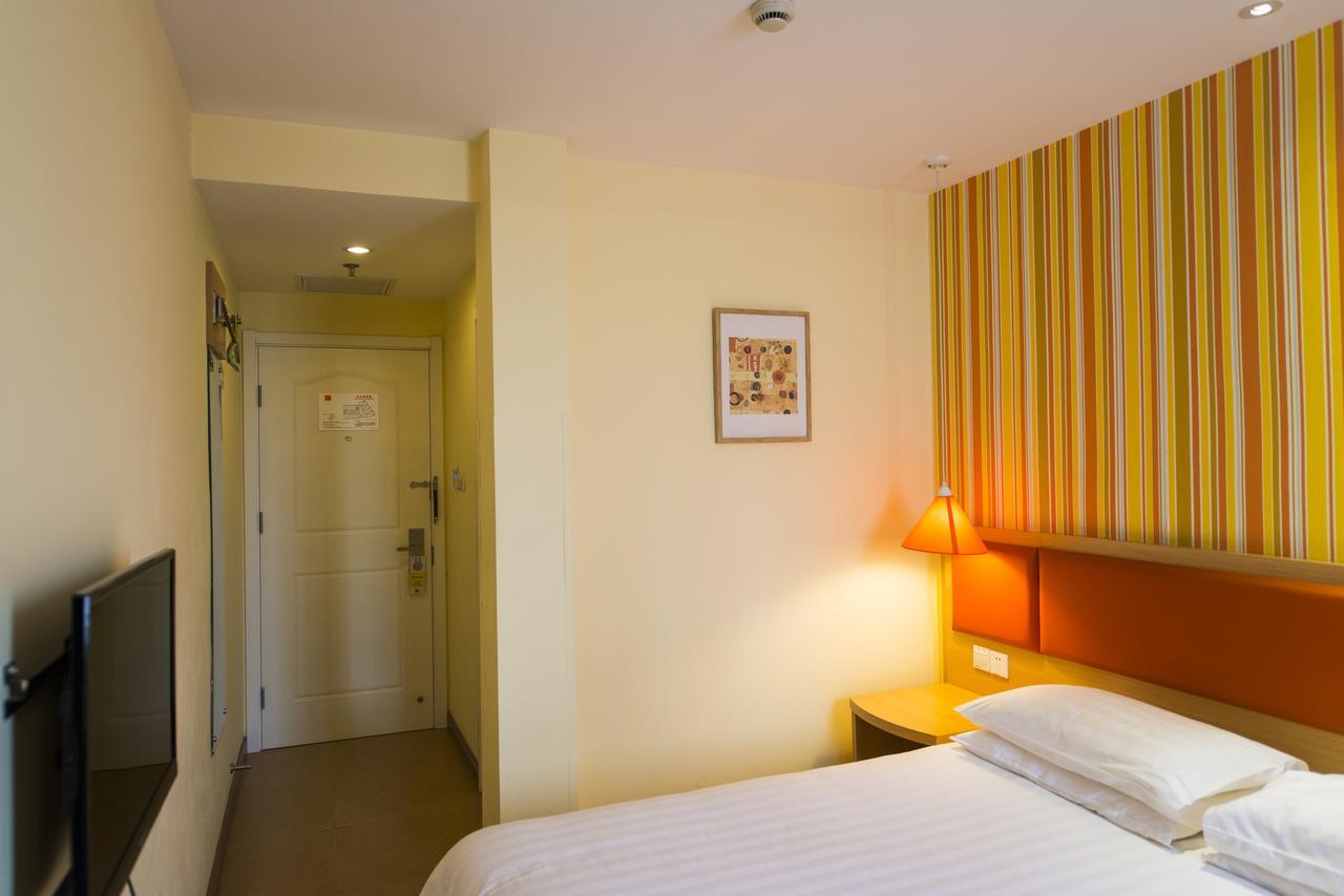 Home Inn Shanghai Xujiahui West Zhongshan Road Dış mekan fotoğraf